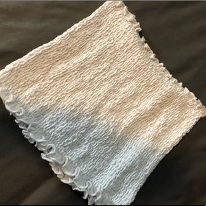 Brandy Melville - J Galt - woven/ ribbed Tube Top